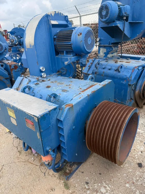 GE The 752 High-Torque DC drilling motor with 2800 SCFM airflow and temperature rise of 155 °C at 40 °C ambient